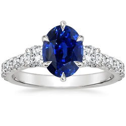 Gouden jubileum Solitaire blauwe saffier met accenten Ring 4,50 karaat