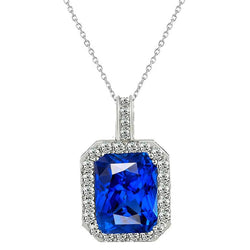 Halo stralende lichtblauwe saffier en diamanten hanger goud 4,75 karaat