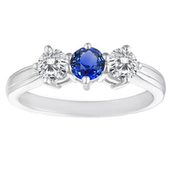 Jubileum 3 stenen ring ronde natuurlijke blauwe saffier 4 karaat diamanten