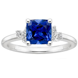 Kussen blauwe saffier en diamanten verlovingsring 2,50 karaat witgoud