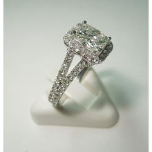 Afbeelding in Gallery-weergave laden, Kussen diamanten koninklijke verloving Halo Ring 2.75 karaat witgoud 14K - harrychadent.nl
