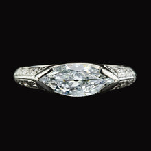 Afbeelding in Gallery-weergave laden, Markiezin oude geslepen diamanten verlovingsring V Prong Set 5,75 karaat - harrychadent.nl
