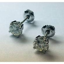 Afbeelding in Gallery-weergave laden, Oorbellen 1.80 karaat ronde diamanten studs - harrychadent.nl
