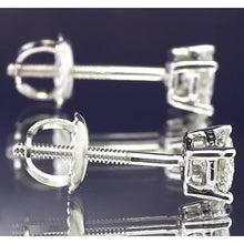 Afbeelding in Gallery-weergave laden, Oorknopjes 2 karaat ronde diamanten sieraden wit goud 14K - harrychadent.nl
