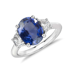 Ovaal geslepen Sri Lanka Sapphire & Diamond 3 stenen ring 2 karaat WG 14K