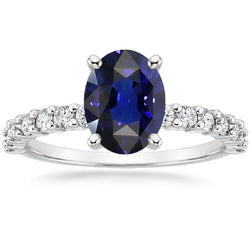 Ovale en ronde diamanten solitaire ring SriLanka saffier accenten 5 karaat
