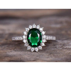 Ovale vorm groene smaragd en diamanten ring wit goud 14K 5,75 Ct