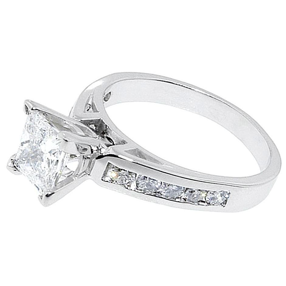 Princess Cut Echt Diamant Solitaire Ring Met Accenten - harrychadent.nl