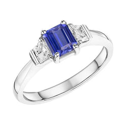 Ring met 3 stenen smaragdblauwe saffier en trapeziumdiamanten 1,50 karaat
