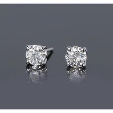 Afbeelding in Gallery-weergave laden, Ronde Diamond Stud Earring 1,50 karaat Prong Style wit goud 14K - harrychadent.nl
