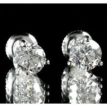 Afbeelding in Gallery-weergave laden, Ronde diamanten oorknopjes Martini-instelling 1,60 karaat witgoud 14K - harrychadent.nl
