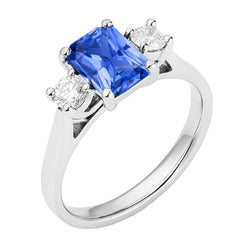 Ronde diamanten ring met 3 stenen stralende Ceylon saffier 2,50 karaat