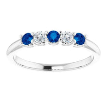 Afbeelding in Gallery-weergave laden, Ronde diamanten ring met blauwe saffiersteen 2 karaat witgoud 14K - harrychadent.nl
