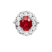 Afbeelding in Gallery-weergave laden, Ronde en peer geslepen diamanten met robijn ring 17,75 ct witgoud 14K - harrychadent.nl
