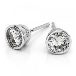 Ronde geslepen 3.80 ct bezel set diamanten oorknopjes wit goud
