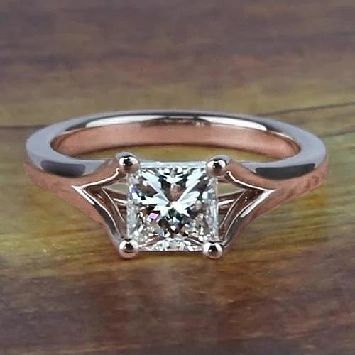 Rose Gold 14K 1 karaat prinses geslepen diamanten verlovingsring met gespleten schacht - harrychadent.nl