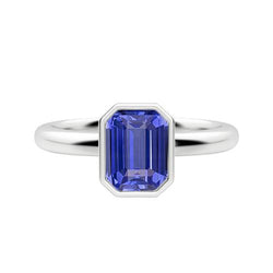 Smaragd Solitaire Ring Bezel Set Sri Lankaanse saffier 1,50 karaat