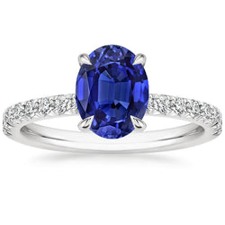Solitaire Sri Lankaanse saffierring met diamanten accenten 4 karaat
