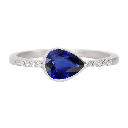Solitaire saffierring voor dames met accenten bezel set 2,50 karaat - harrychadent.nl