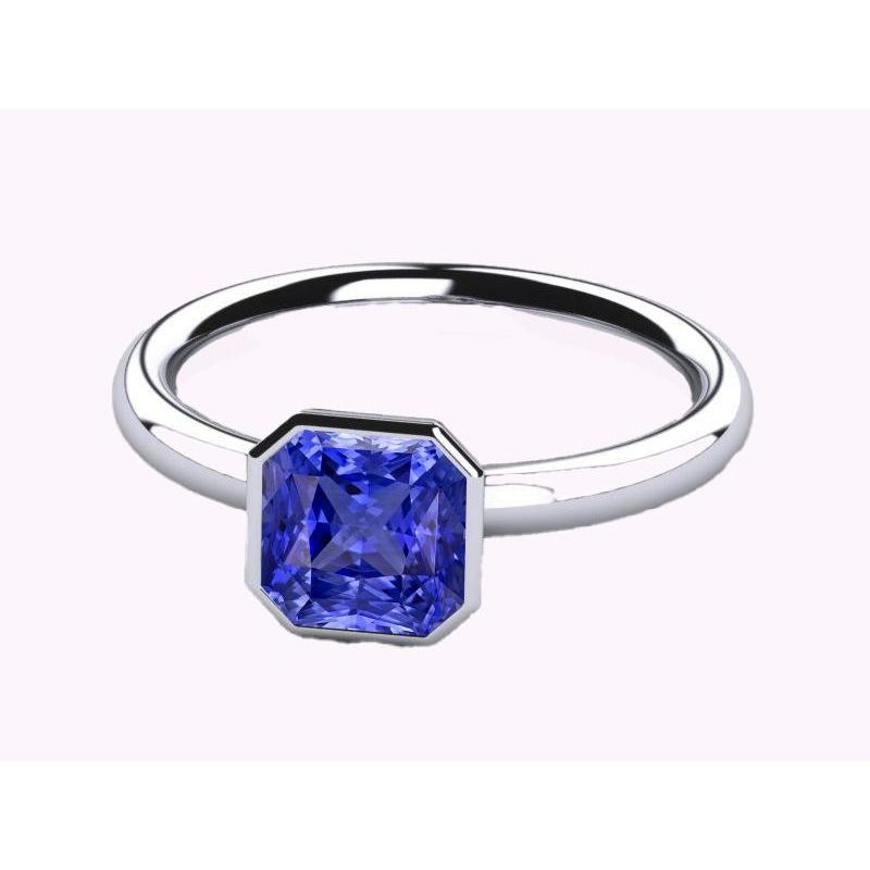 Stralende Solitaire Ring Bezel Set Ceylon Sapphire 2 karaat - harrychadent.nl