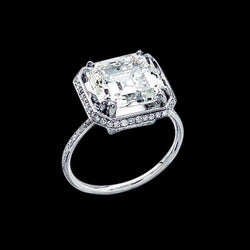 Stralende en ronde diamanten Halo-verlovingsring 2.75 karaat