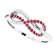Afbeelding in Gallery-weergave laden, Twisted Ruby Infinity Ring Wit Goud 14K 1,25 Karaat - harrychadent.nl
