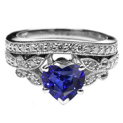 Verlovingshart Blauwe Saffier Ring Set Vlinderstijl 4 Karaat