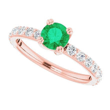 Afbeelding in Gallery-weergave laden, Vier Prong 2.50 karaat diamanten ronde groene smaragd ring - harrychadent.nl
