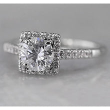 Afbeelding in Gallery-weergave laden, Vierkante Halo diamanten geaccentueerde ring 1,50 karaat witgoud - harrychadent.nl

