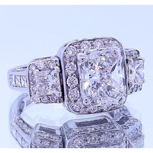 Afbeelding in Gallery-weergave laden, Vintage geïnspireerde 3.50 karaat kussen diamanten jubileum ring - harrychadent.nl
